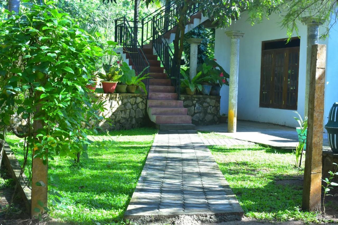 Wild Heaven Udawalawe Hotel ภายนอก รูปภาพ