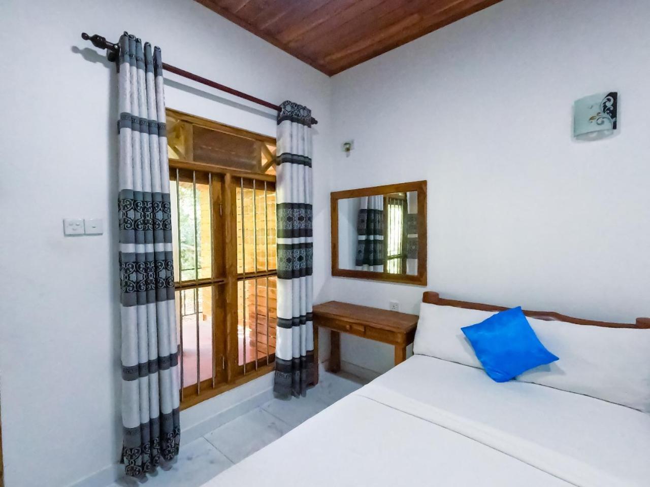 Wild Heaven Udawalawe Hotel ภายนอก รูปภาพ