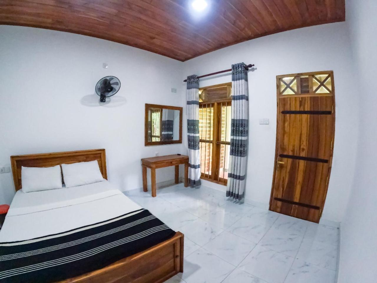 Wild Heaven Udawalawe Hotel ภายนอก รูปภาพ