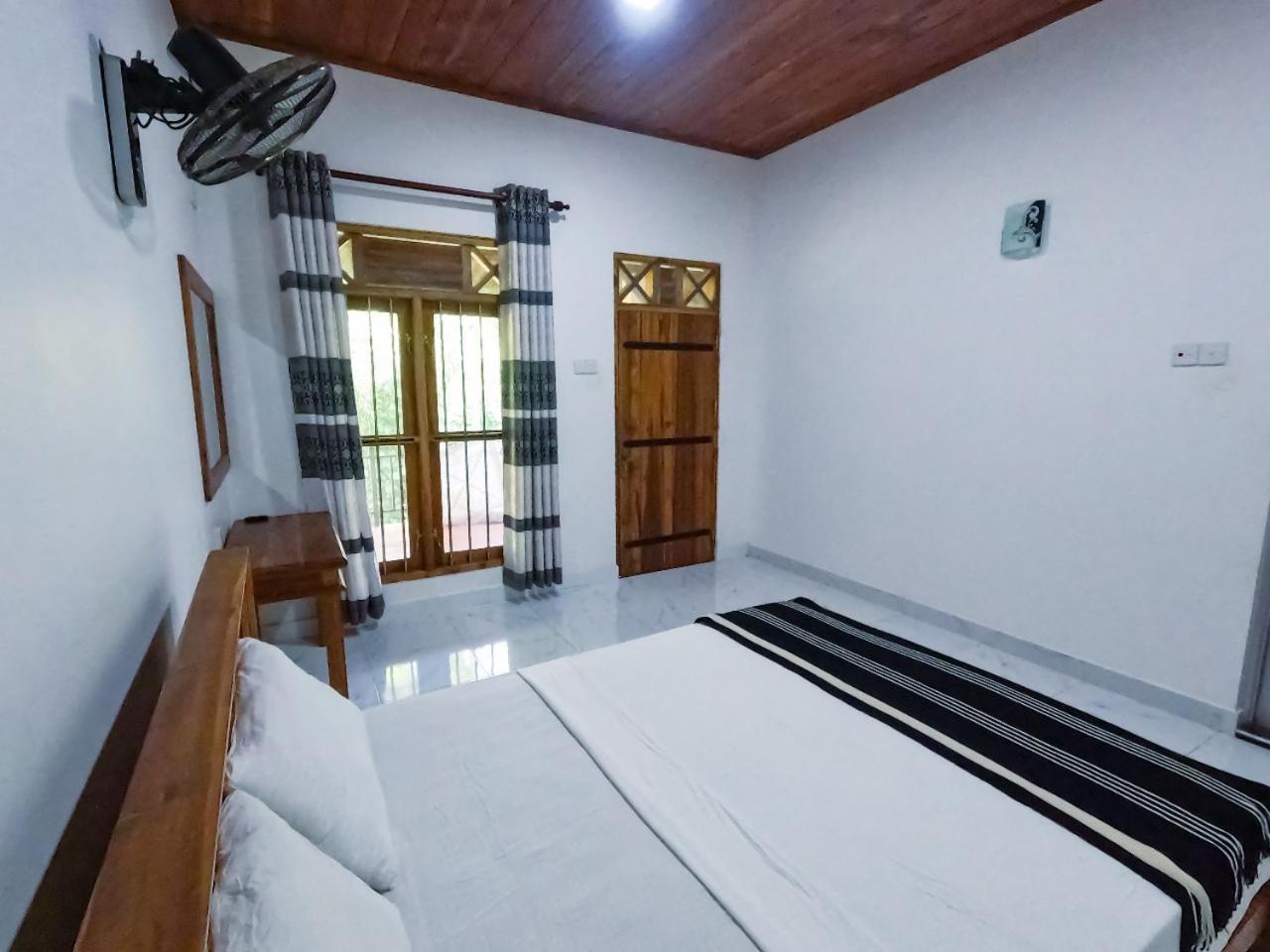 Wild Heaven Udawalawe Hotel ภายนอก รูปภาพ