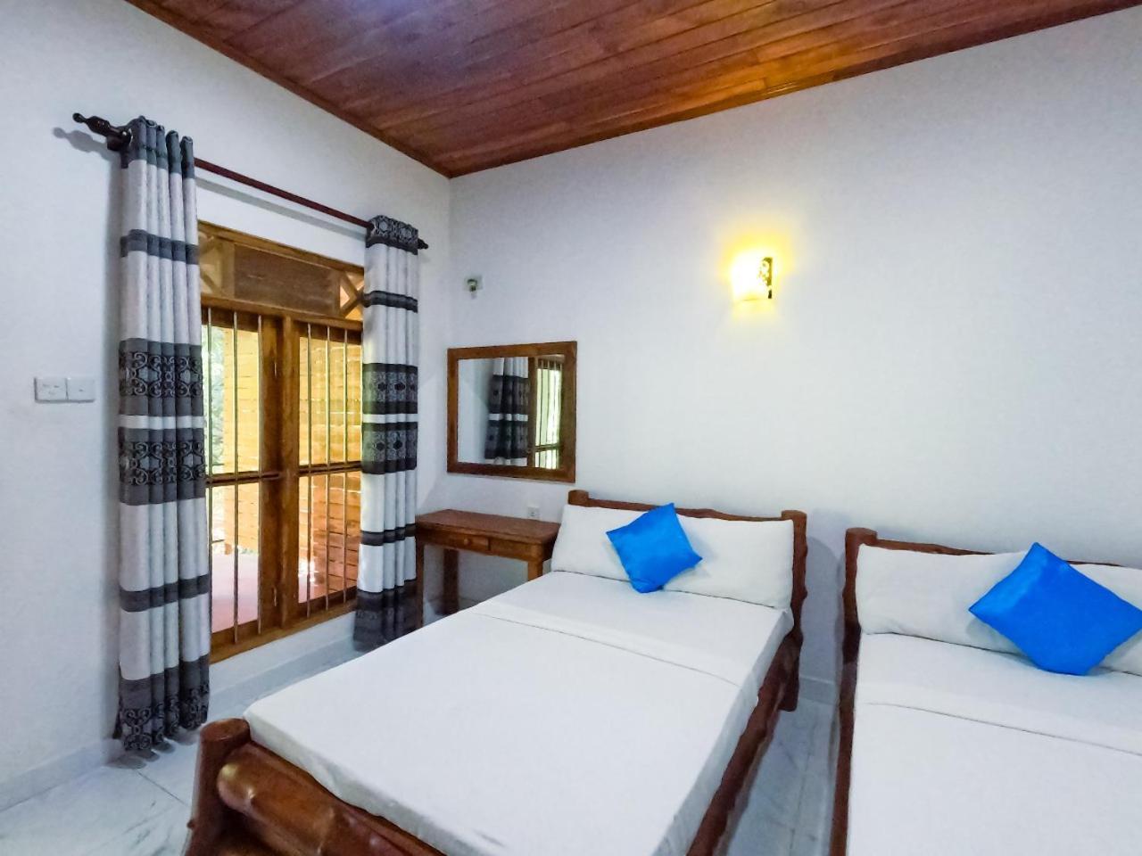Wild Heaven Udawalawe Hotel ภายนอก รูปภาพ