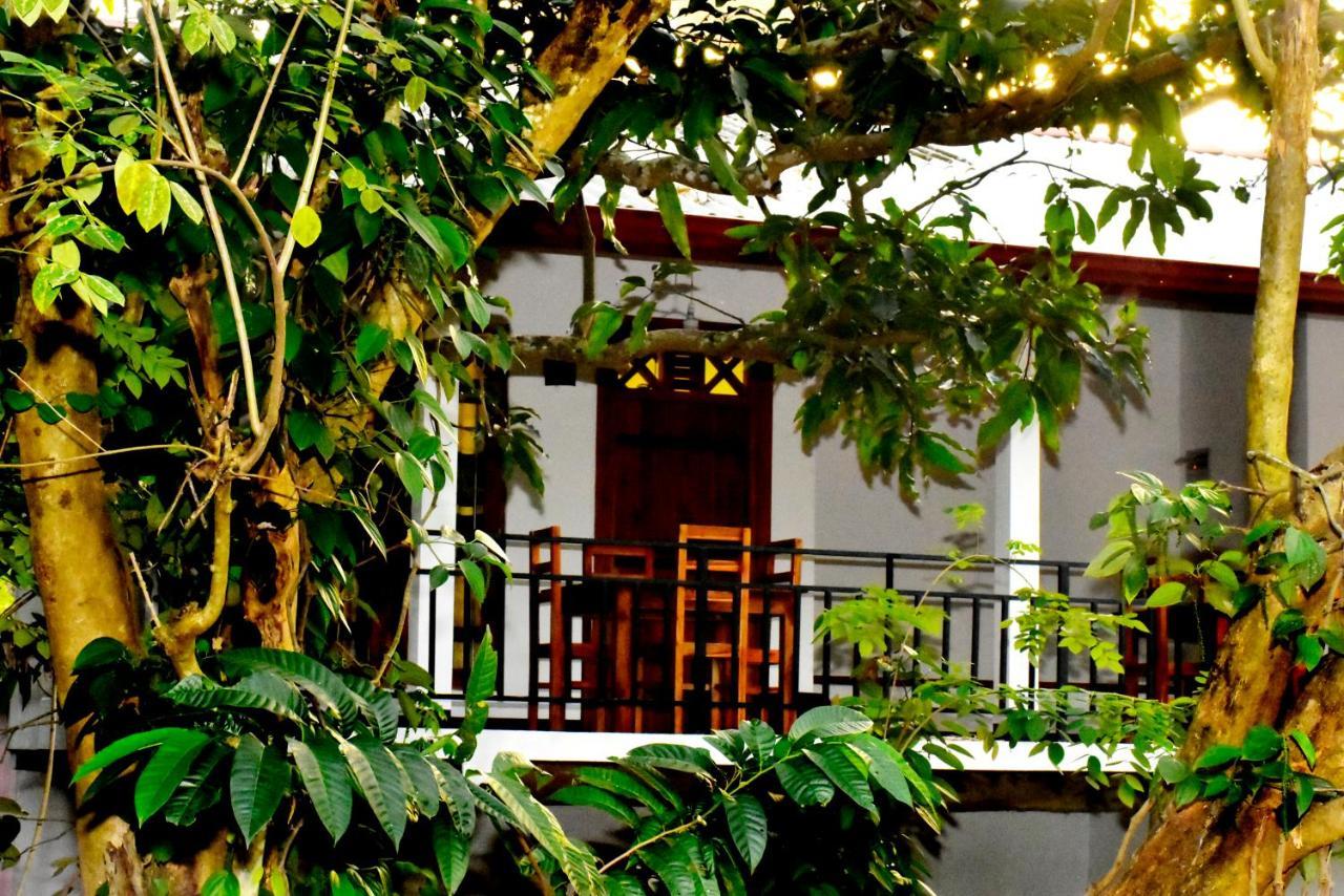 Wild Heaven Udawalawe Hotel ภายนอก รูปภาพ